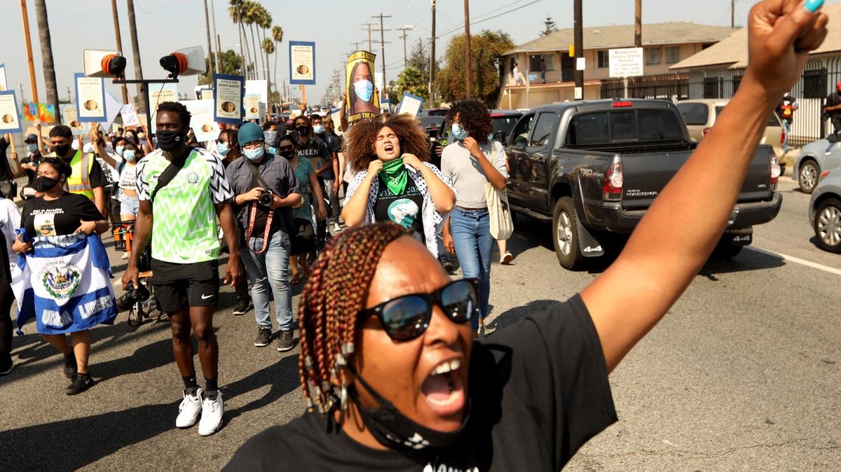 Protesty Black Lives Matter šíření covidu nepřispěly. Právě naopak